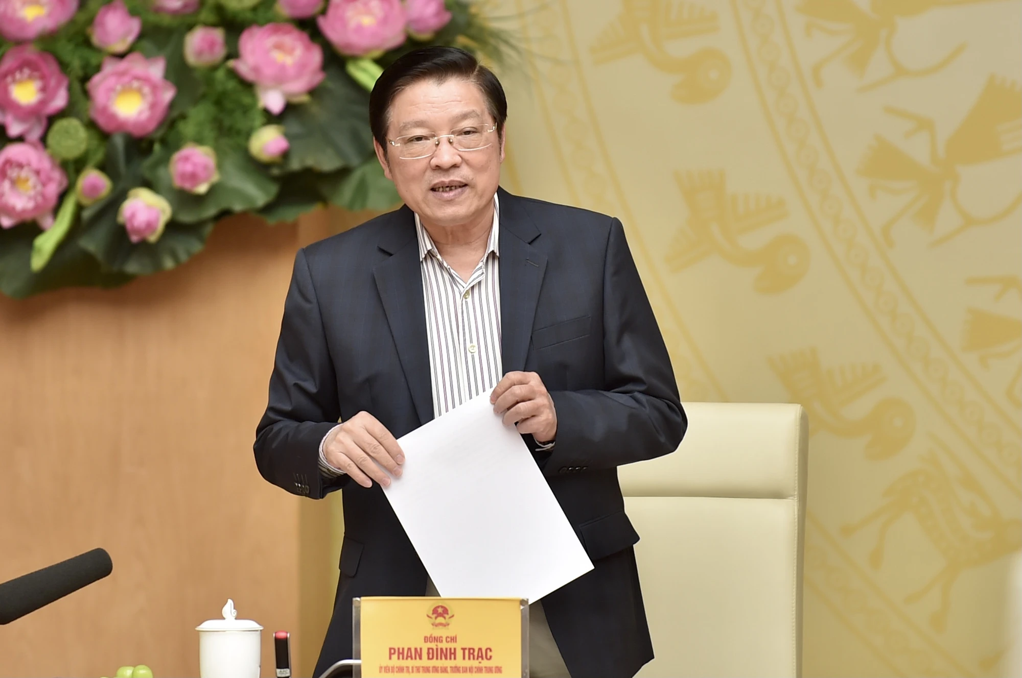 Trưởng Ban Nội chính Trung ương, Phó Trưởng ban Thường trực Ban Chỉ đạo Trung ương về PCTNTC Phan Đình Trạc tại một hội nghị. Ảnh: VGP Quy định 114 giúp kiểm soát khi quyền lực đang bị chi phối bởi nhiều mối quan hệ