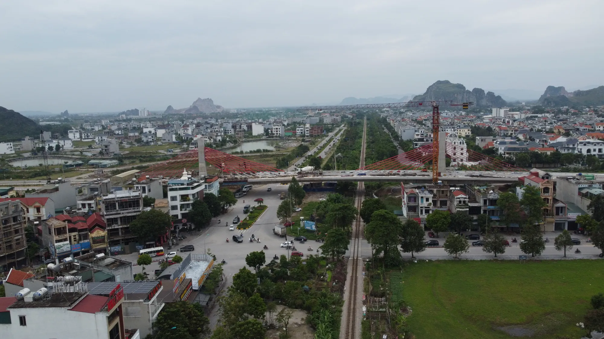 Diện mạo cầu dây văng trăm tỉ đầu tiên ở Thanh Hóa sắp hoàn thành -13.JPG