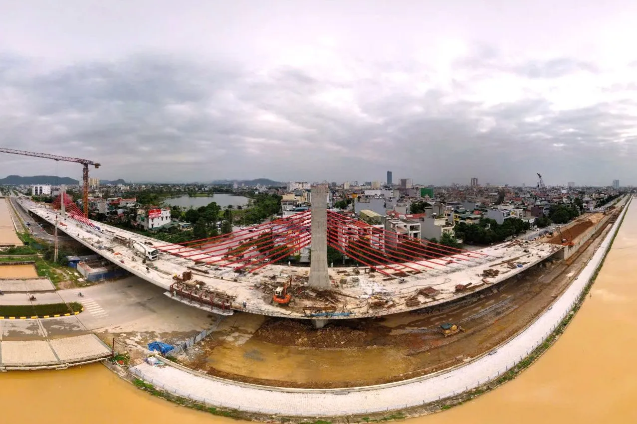 Diện mạo cầu dây văng trăm tỉ đầu tiên ở Thanh Hóa sắp hoàn thành -.jpg