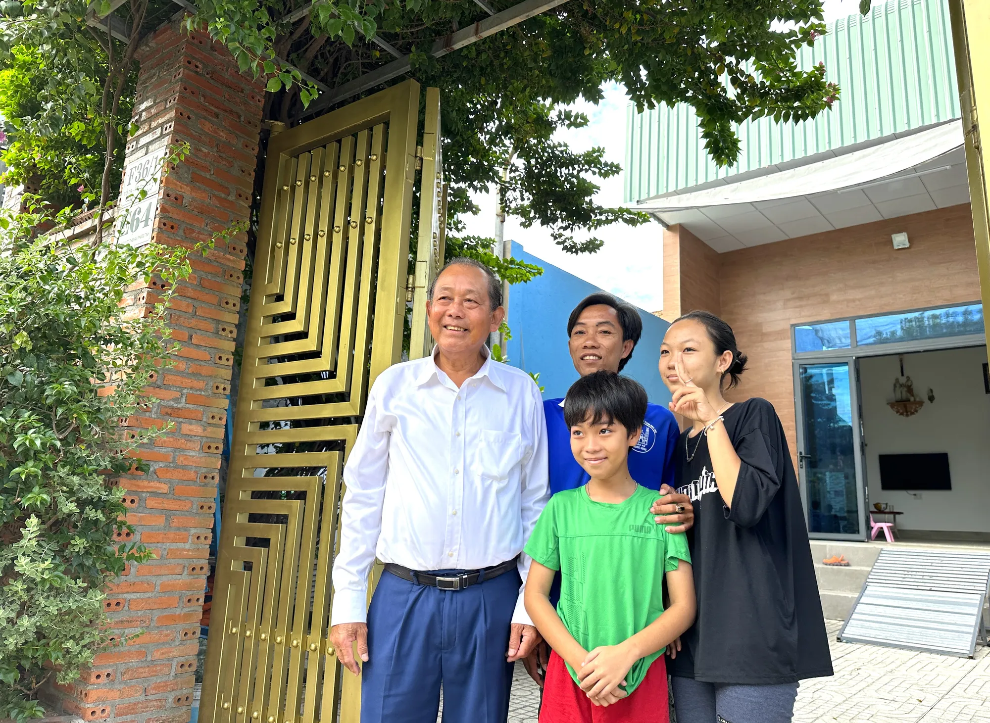 Hình ảnh xúc động tại buổi trao quà cho bà con ngư dân Bà Rịa-Vũng Tàu ảnh 5 Hình ảnh xúc động tại buổi trao quà cho bà con ngư dân Bà Rịa-Vũng Tàu ảnh 5