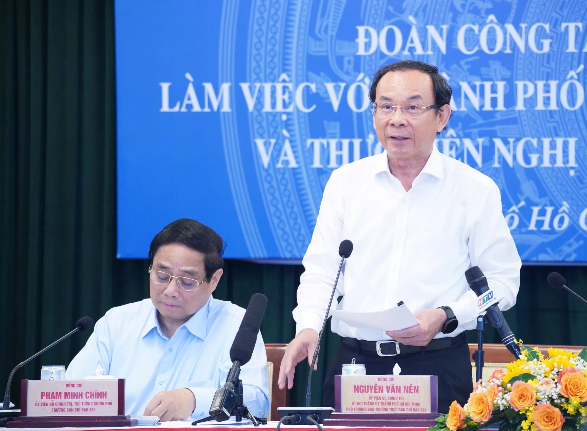 Bí thư Thành ủy TP.HCM Nguyễn Văn Nên phát biểu tại buổi làm việc với Thủ tướng Phạm Minh Chính vào ngày 10-8. Ảnh: THUẬN VĂN Trung ương cần phân quyền liền mạch, Nghị quyết 98 mới đạt hiệu quả tối đa-bi-thu-nguyen-van-nen-nghi-quyet-98.jpg