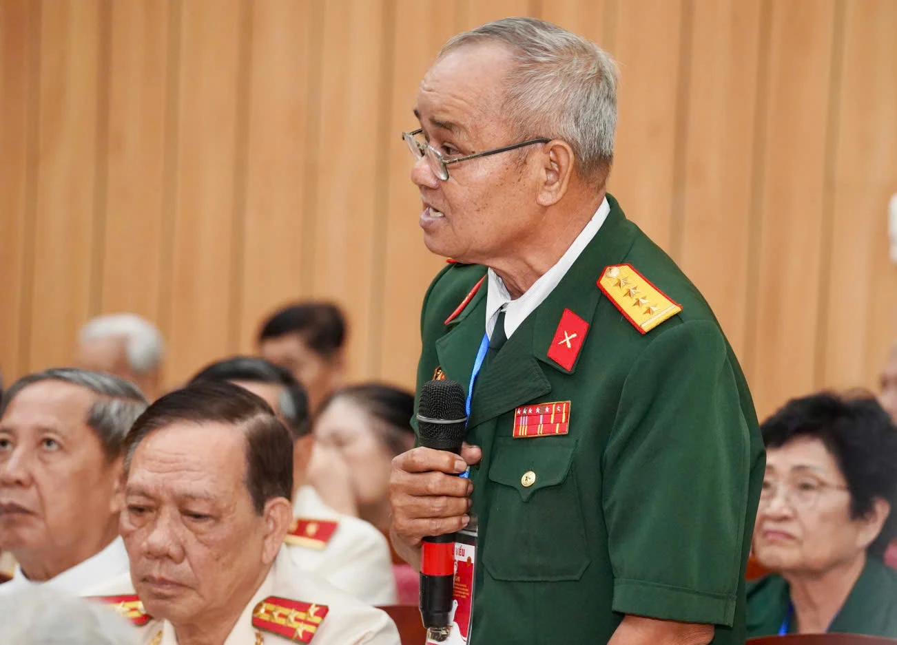 Đại úy Trần Xuân Kỷ (đại biểu tỉnh Đồng Nai), cựu lính pháo binh Quân đoàn 4. Ảnh: THUẬN VĂN Cán bộ lão thành cách mạng 'hoan nghênh' chủ trương sắp xếp đơn vị hành chính của Tổng Bí thư Tô Lâm