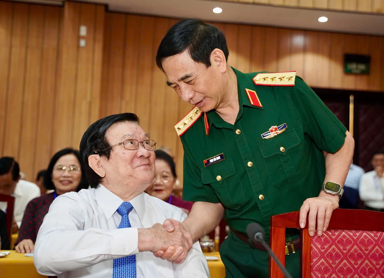 tong-bi-thu-to-lam-9.jpg