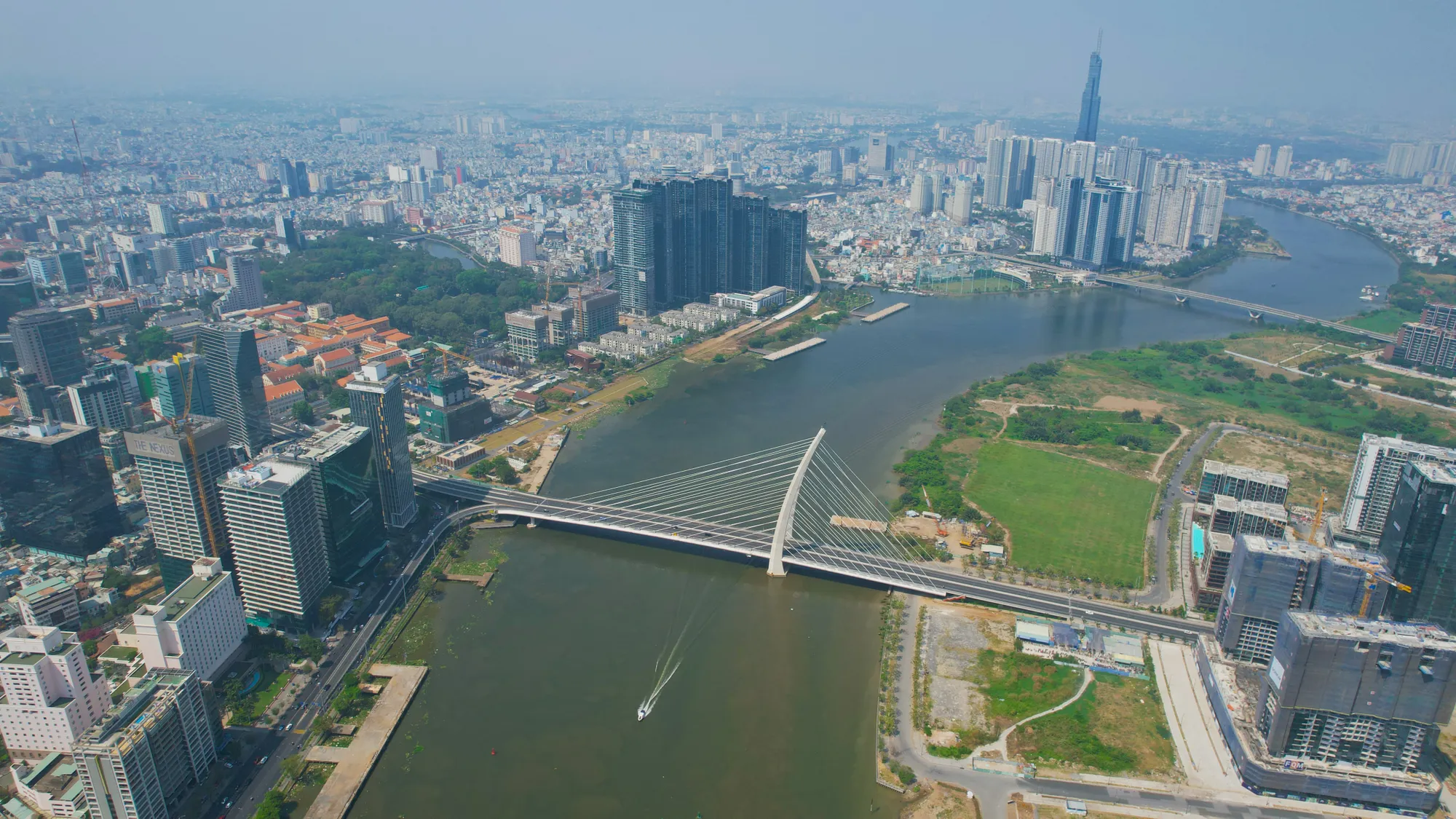 TP.HCM mới có diện tích tự nhiên là 6.772,65km2, dân số 13,7 triệu người. Ảnh: NGUYỄN TIẾN Nhìn lại lịch sử hình thành của TP.HCM, Bình Dương, Bà Rịa – Vũng Tàu trước khi sáp nhập-lich-su-hinh-thanh-tem.jpg