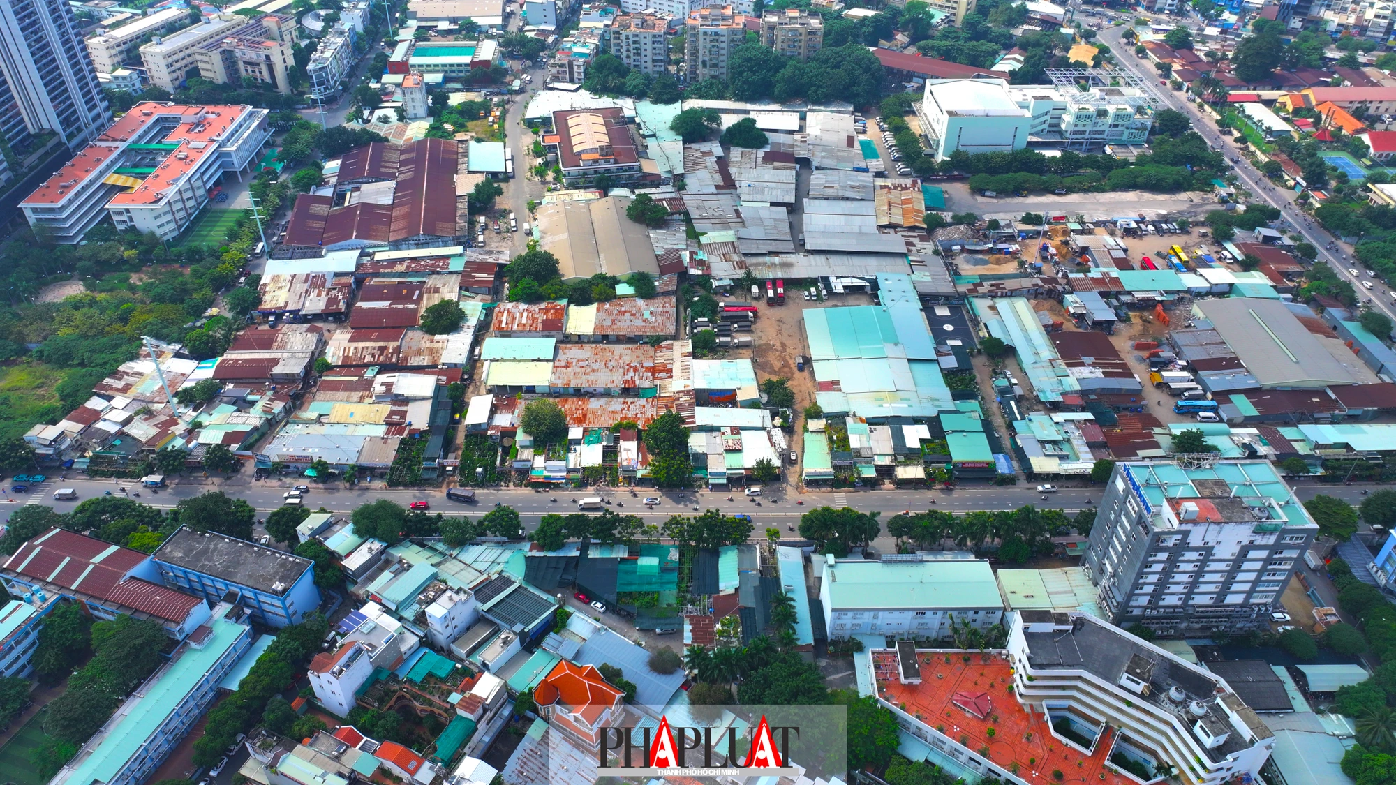 Vị trí thứ ba là Khu C30, với diện tích gần 41 ha, nằm giữa quận 10 và Tân Bình, cách công viên Lê Thị Riêng khoảng 800 - 1.000 m. metro số 2(17).jpg
