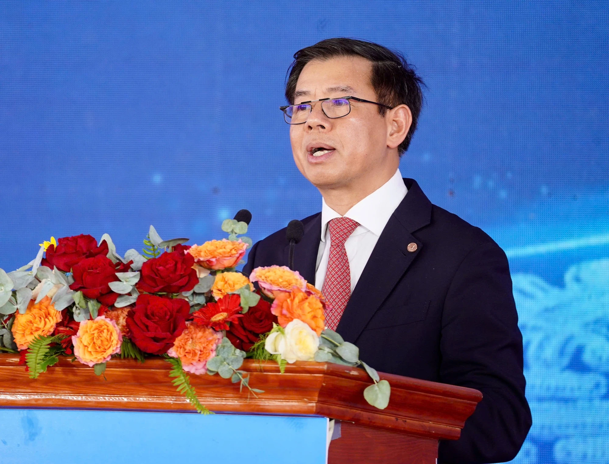 sieu-do-thi-esg3-ong-Quang.jpg