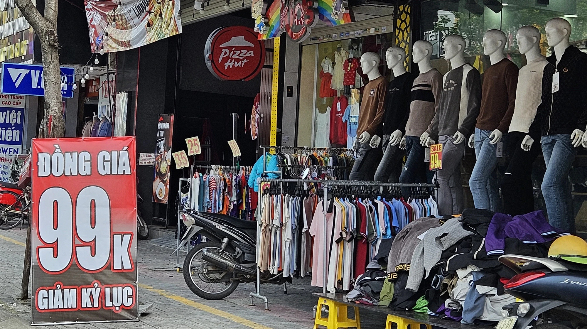 pho-chuyen-doanh-thoi-trang-da-nang-mua-sam-6-3852.jpg