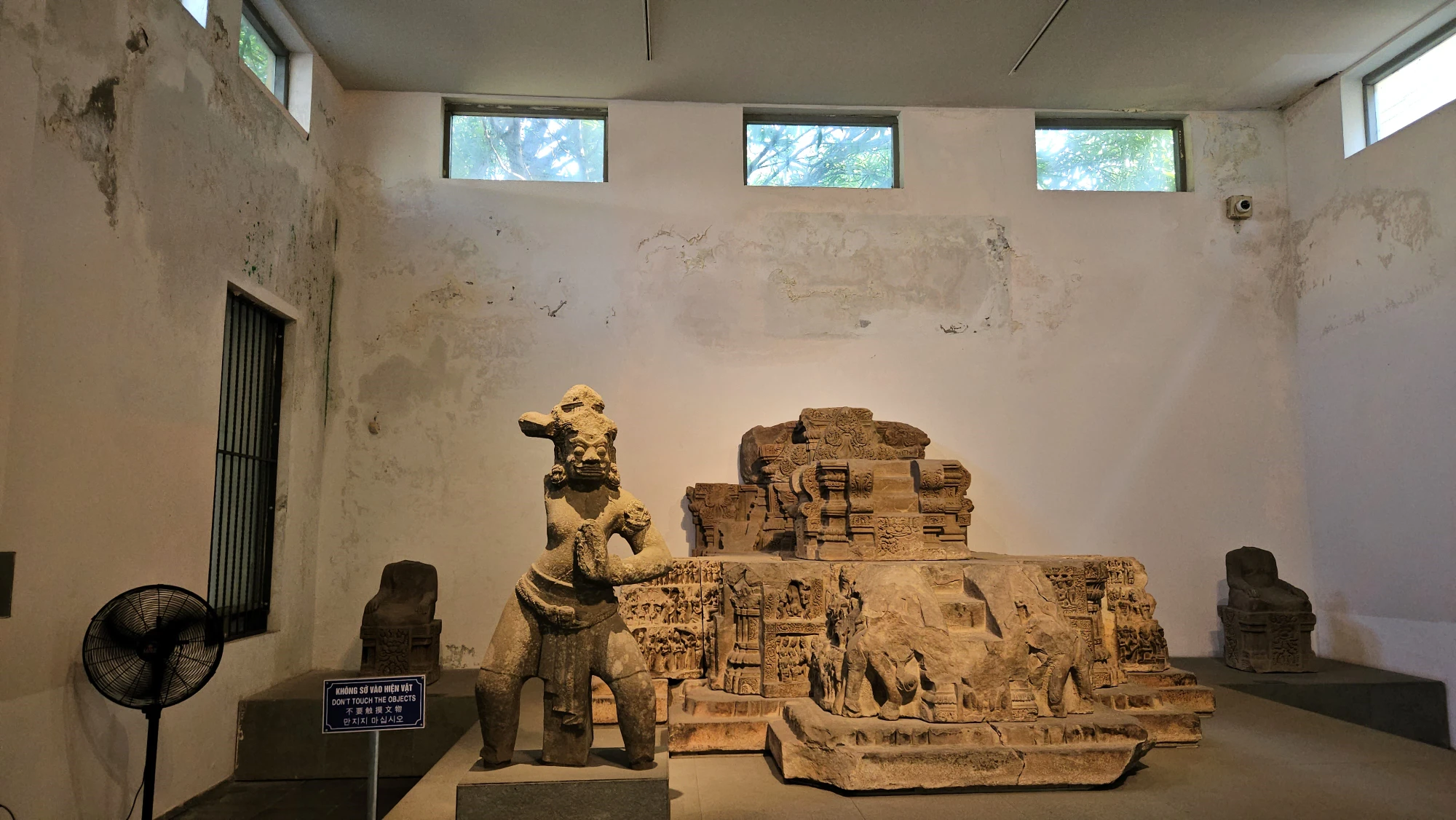 bao-tang-dieu-khac-cham-da-nang-xuong-cap-3jpg.jpg