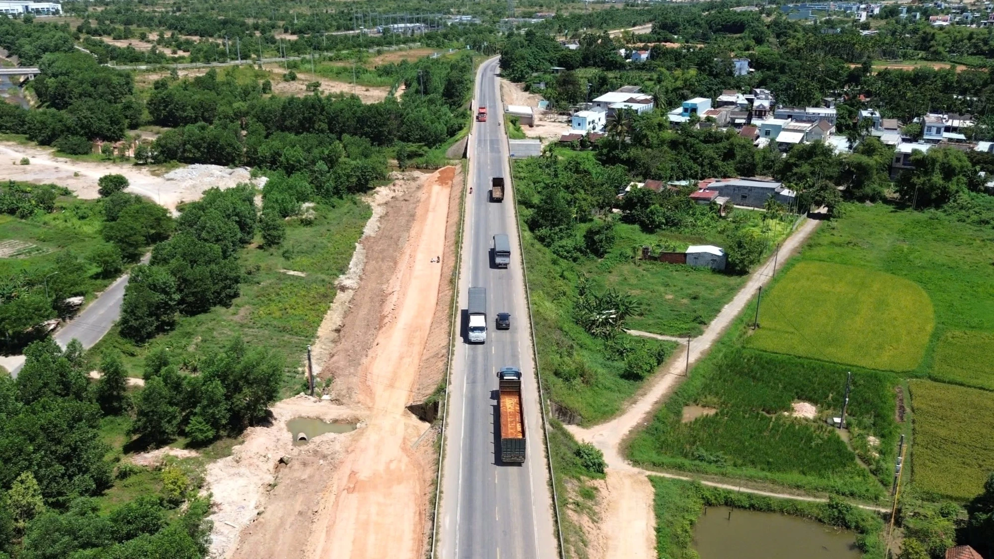 cao-toc-hoa-lien-tuy-loan-da-nang-2.jpg