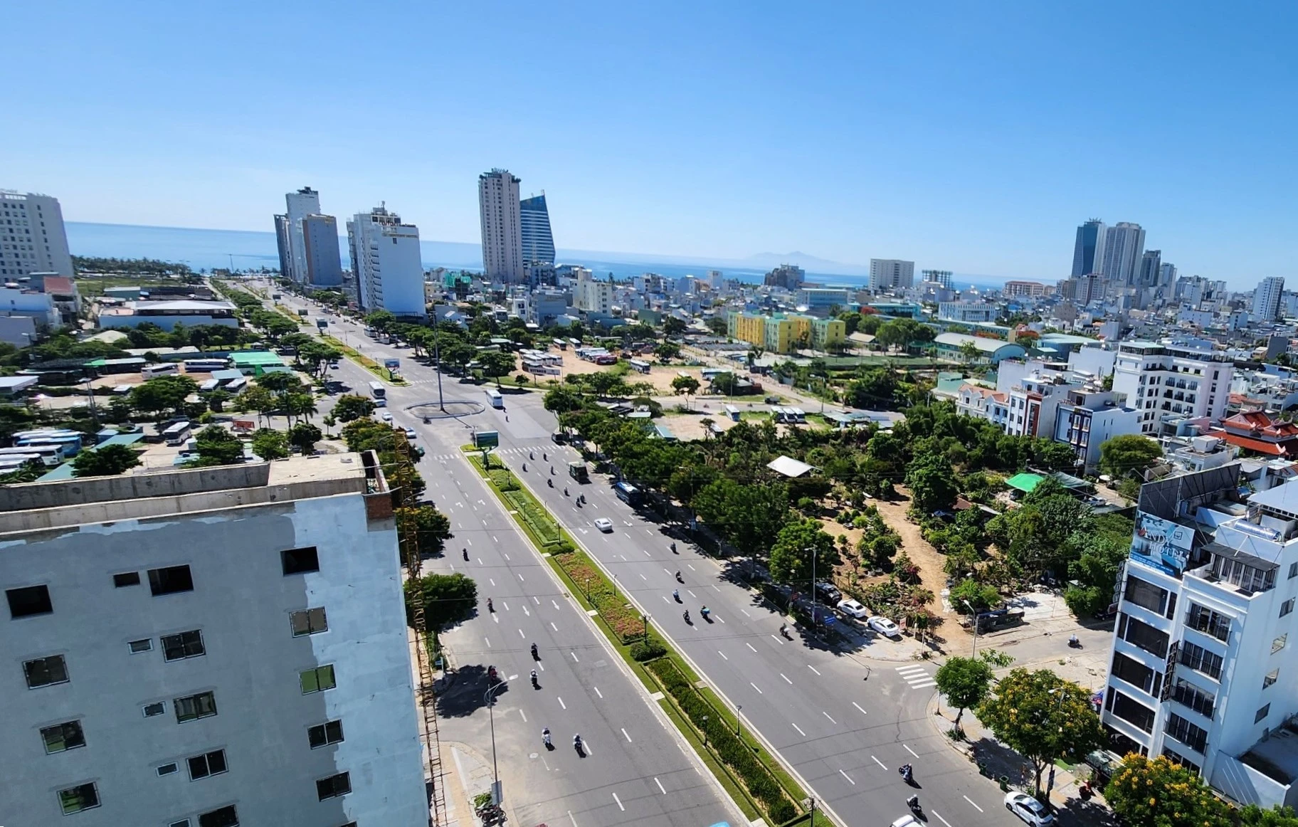 trung-tam-tai-chinh-da-nang-2.jpg