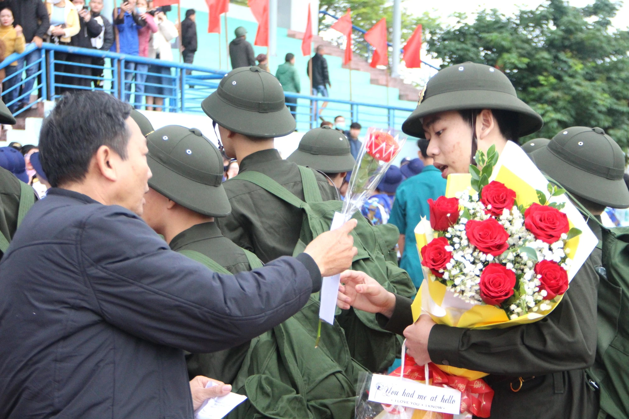 tan-binh-len-duong-nhap-ngu-da-nang-8.JPG