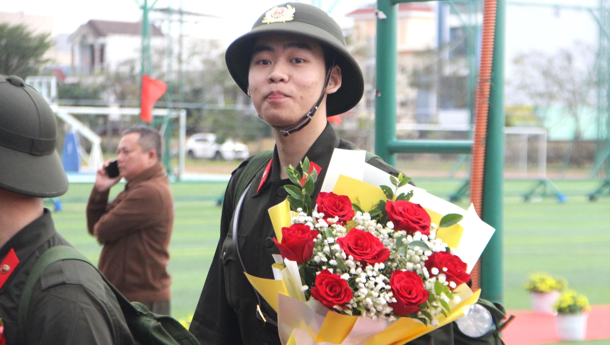 tan-binh-len-duong-nhap-ngu-da-nang-9.JPG