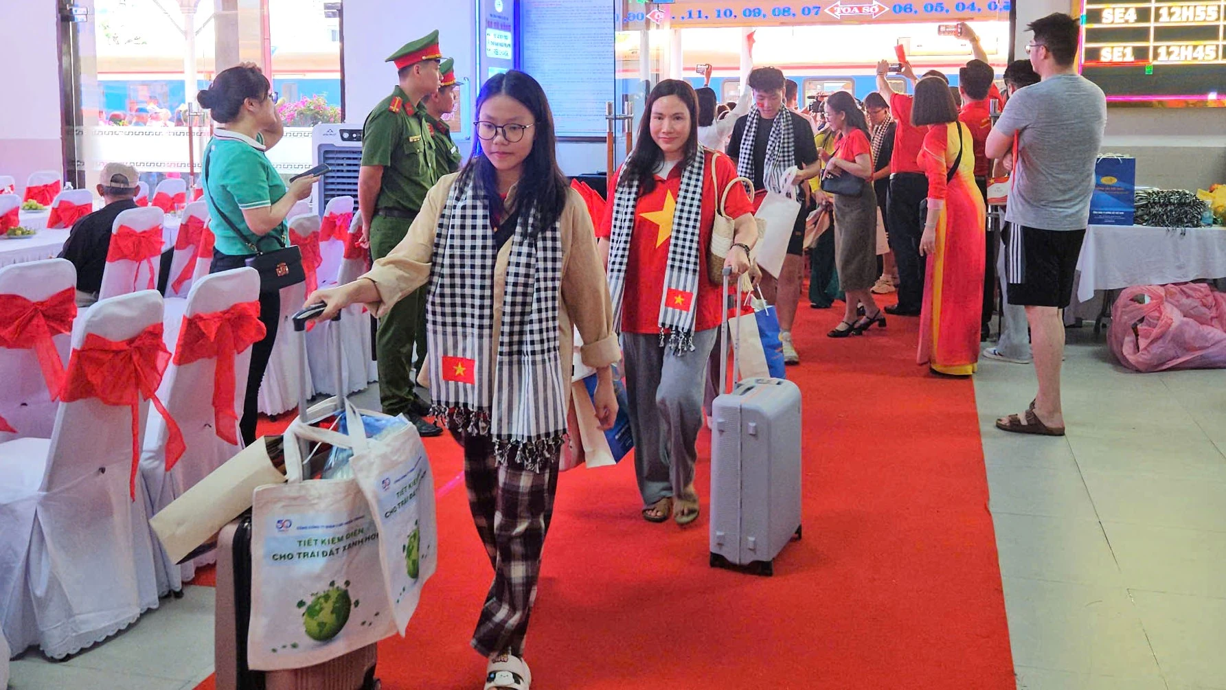doan-tau-thong-nhat-9.jpg