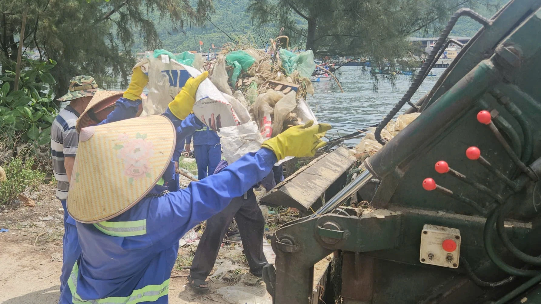 vinh-man-quang-7.jpg