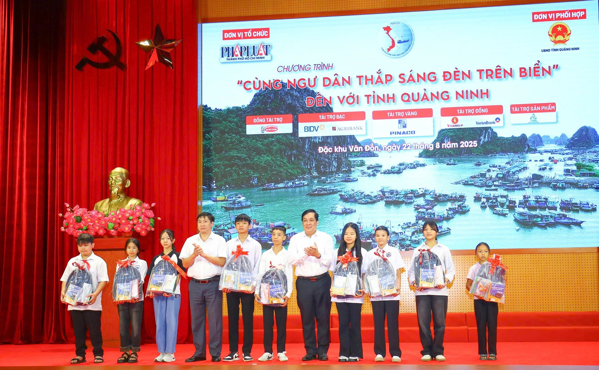 cùng ngư dân 06.jpg