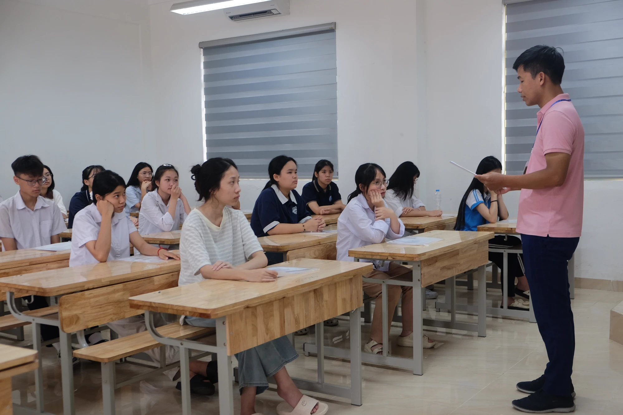 THI VÀO LỚP 10 13.JPG