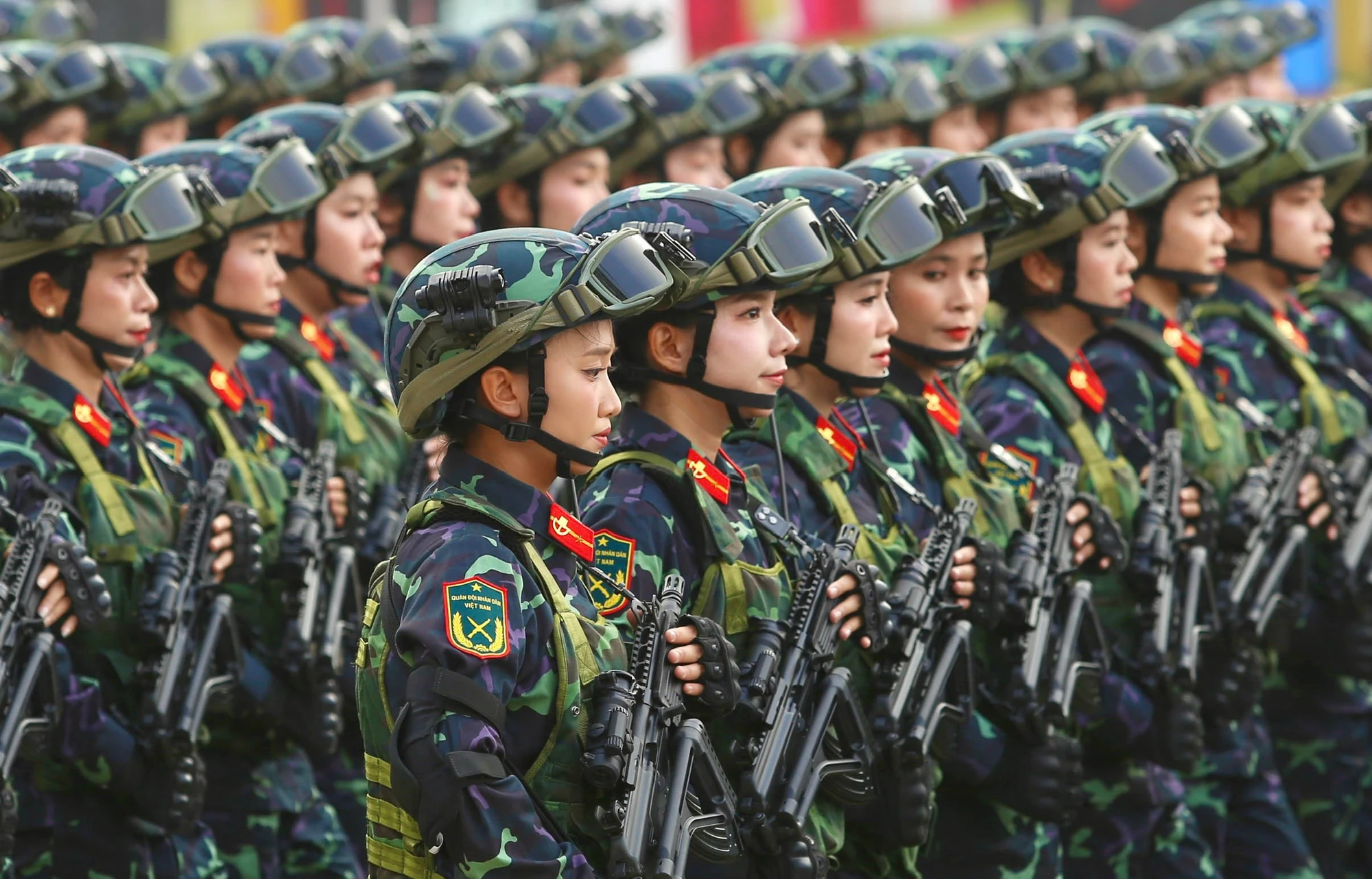 'bóng hồng thép' (11).jpg