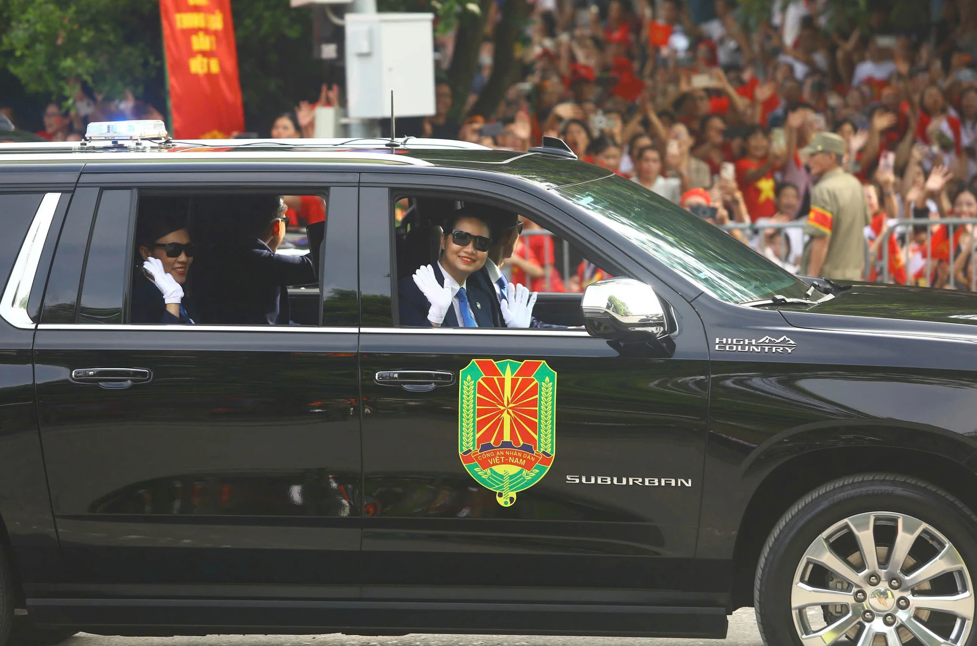'bóng hồng thép' (33).jpg