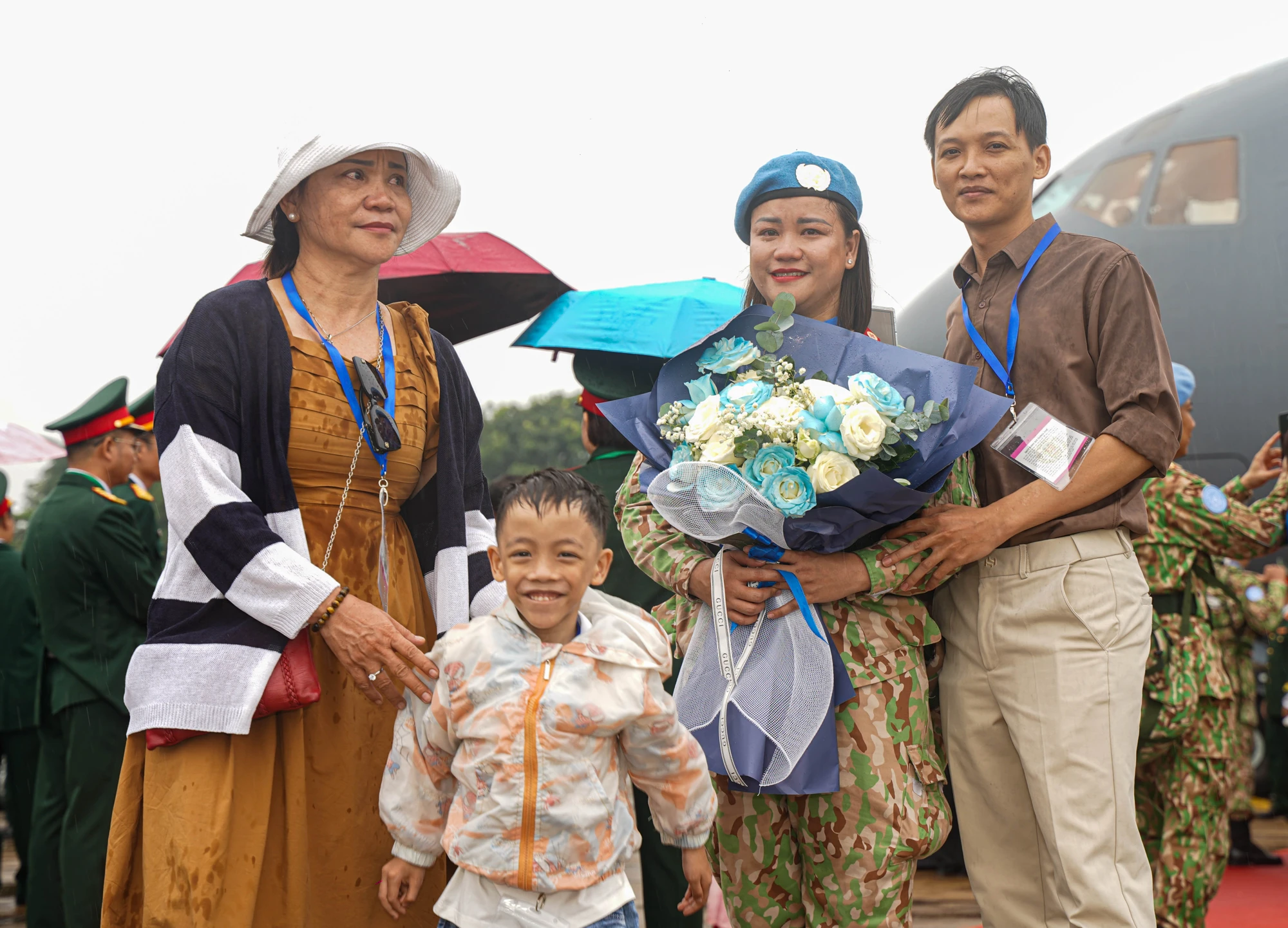 chiến sĩ mũ nồi xanh (3).jpg