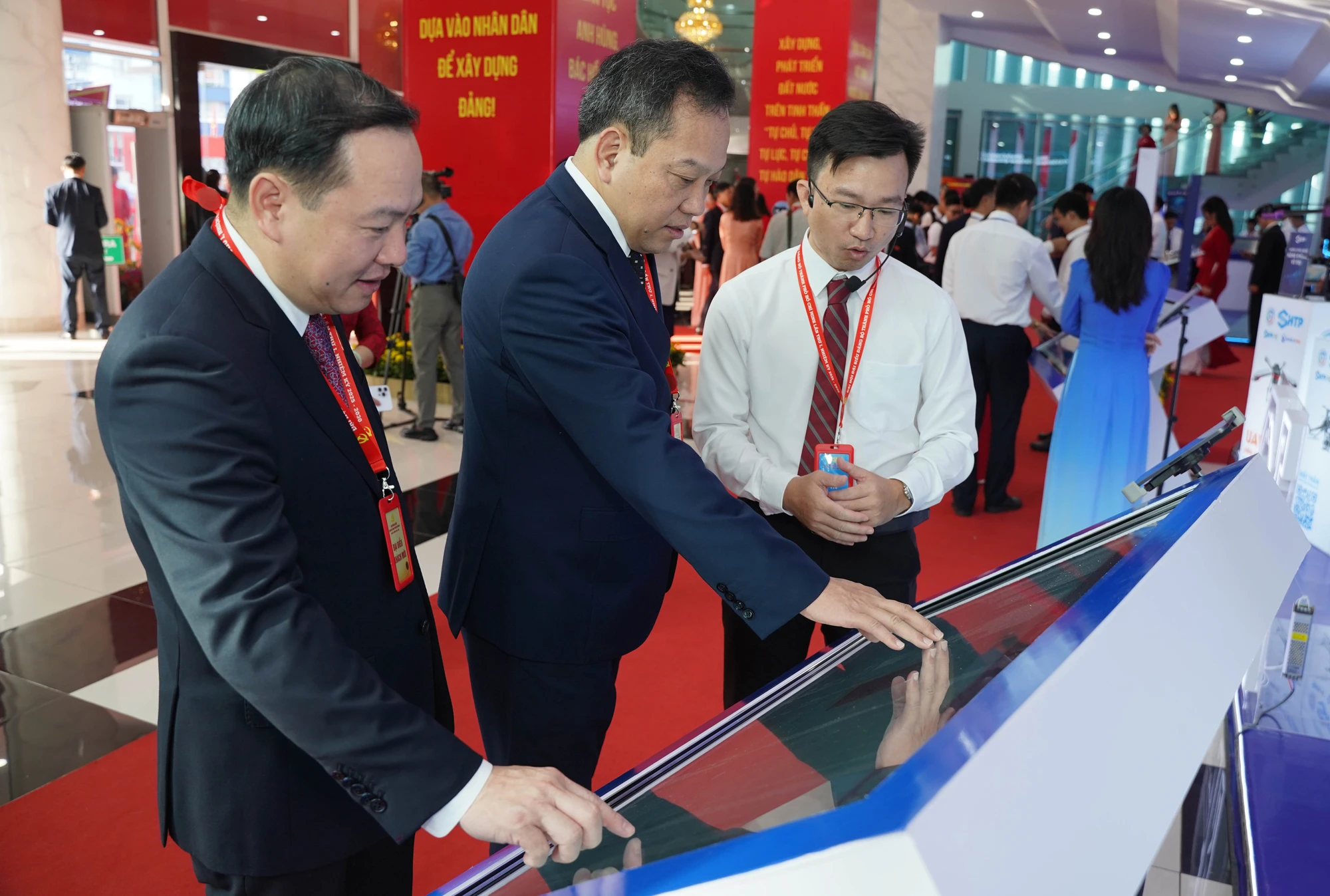 Đại hội Đảng bộ TP.HCM (4).jpg
