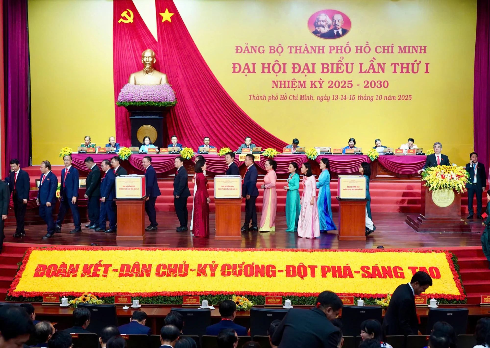Đại hội Đảng bộ TP.HCM. (4).jpg