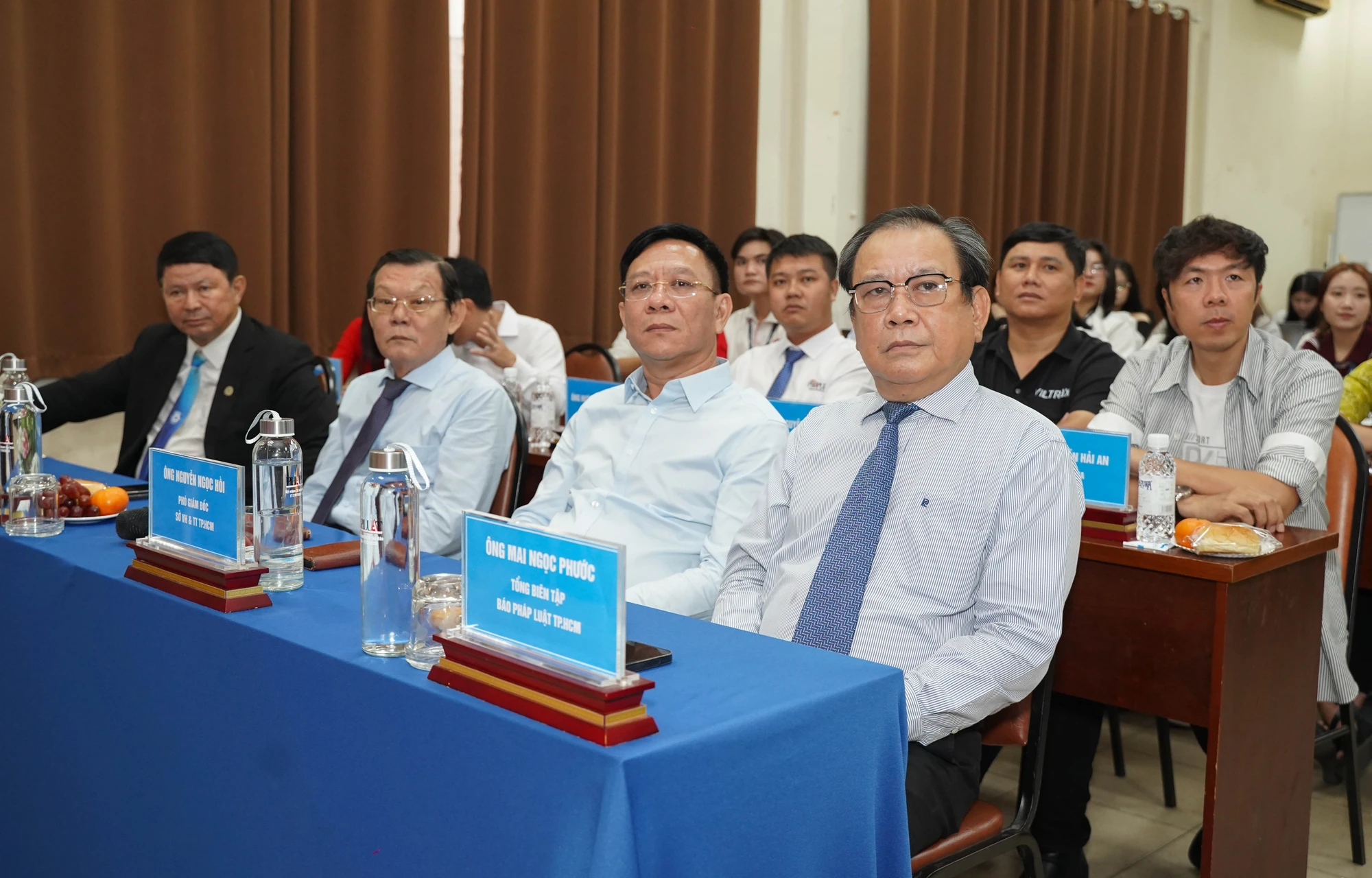 TP.HCM -SẮC MÀU MỚI MÙA 2 - THUẬN VĂN (10).jpg