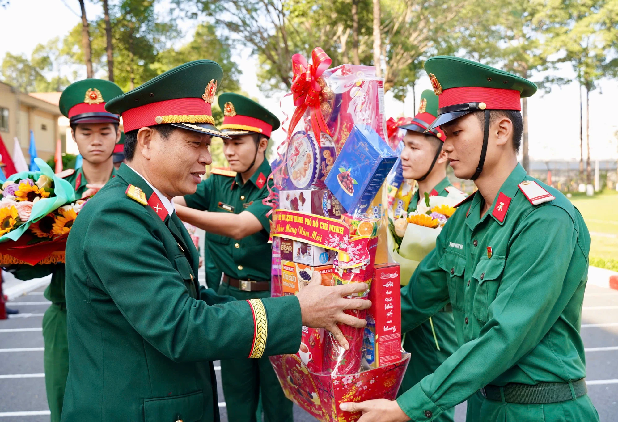 Bộ Tư lệnh TP.HCM 14.jpg