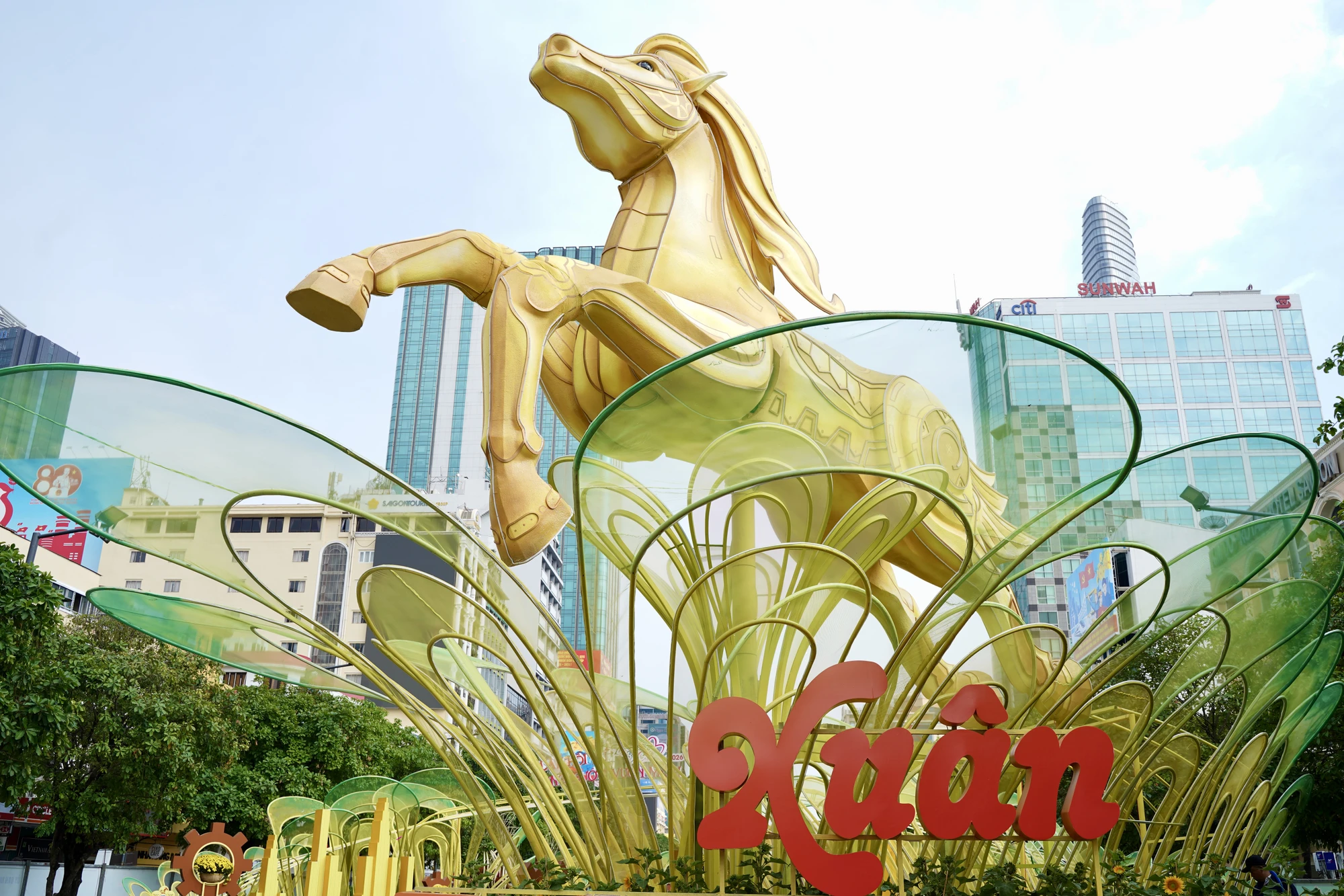 linh vật ngựa (11).JPG