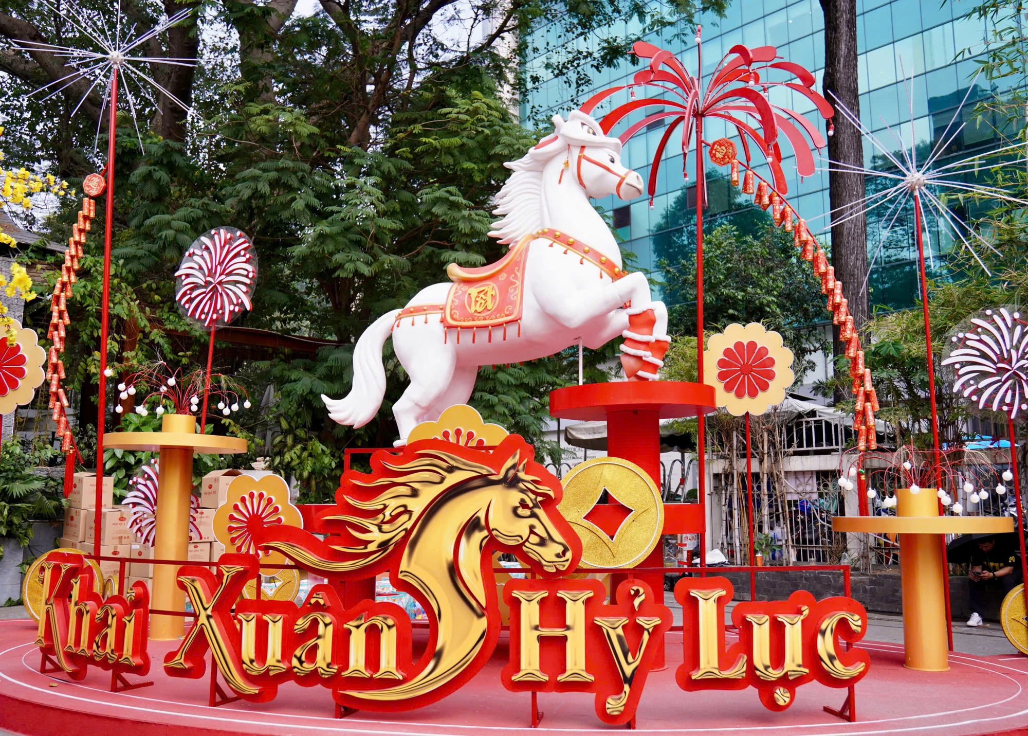 Linh vật ngựa (3).jpg