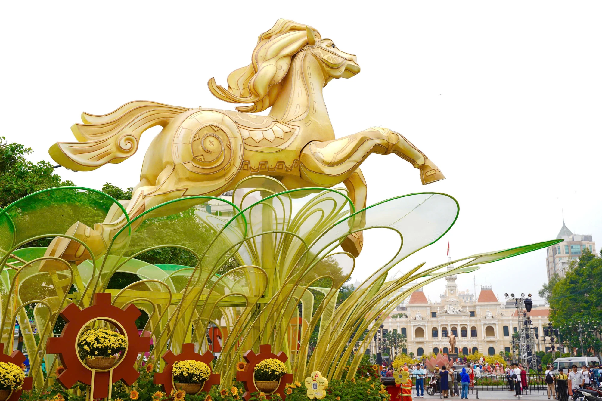 Đường hoa Nguyễn Huệ (19).jpg