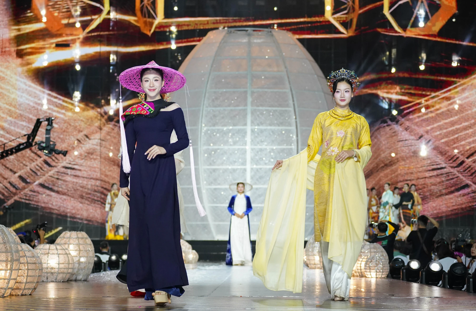 Lễ hội áo dài (35).jpg