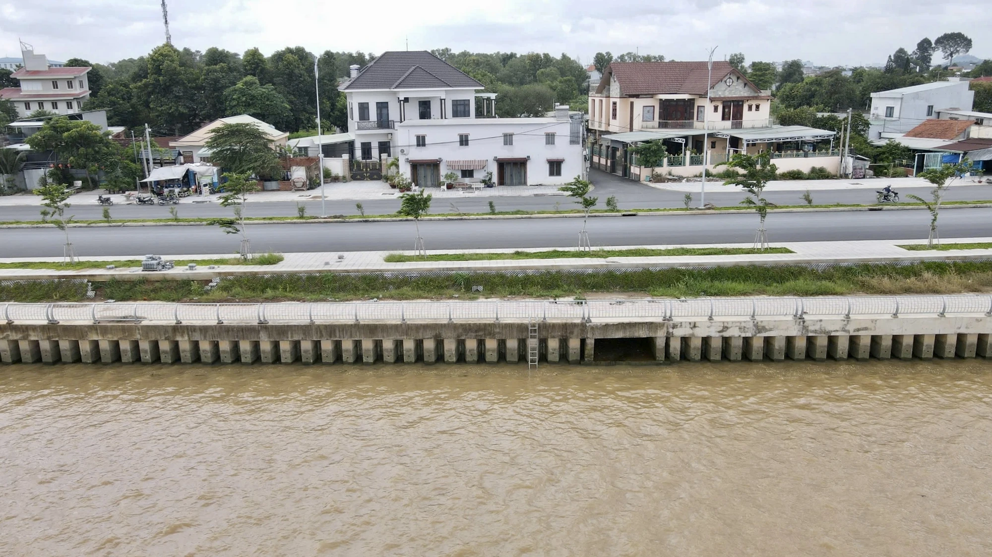 sông Đồng Nai .jpg