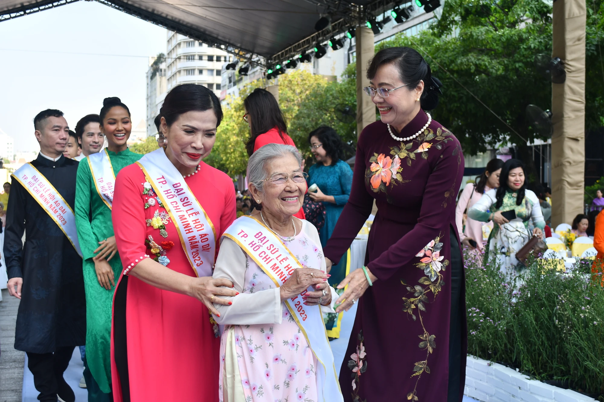 Đại sứ lễ hội Áo dài TP.HCM lần thứ 9.