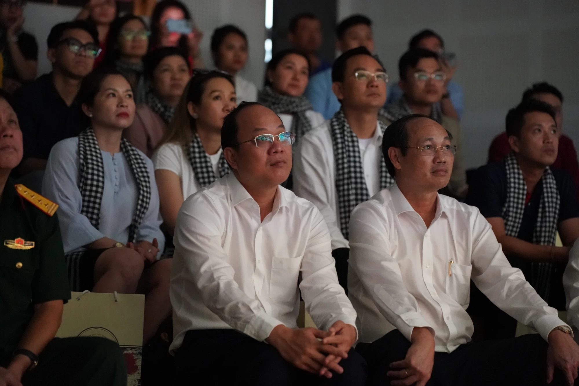 Ông Nguyễn Hồ Hải, Phó Bí thư Thành ủy TP.HCM và Trung tướng Nguyễn Văn Nam, Tư lệnh Bộ Tư lệnh TP.HCM tham dự chương trình tour.