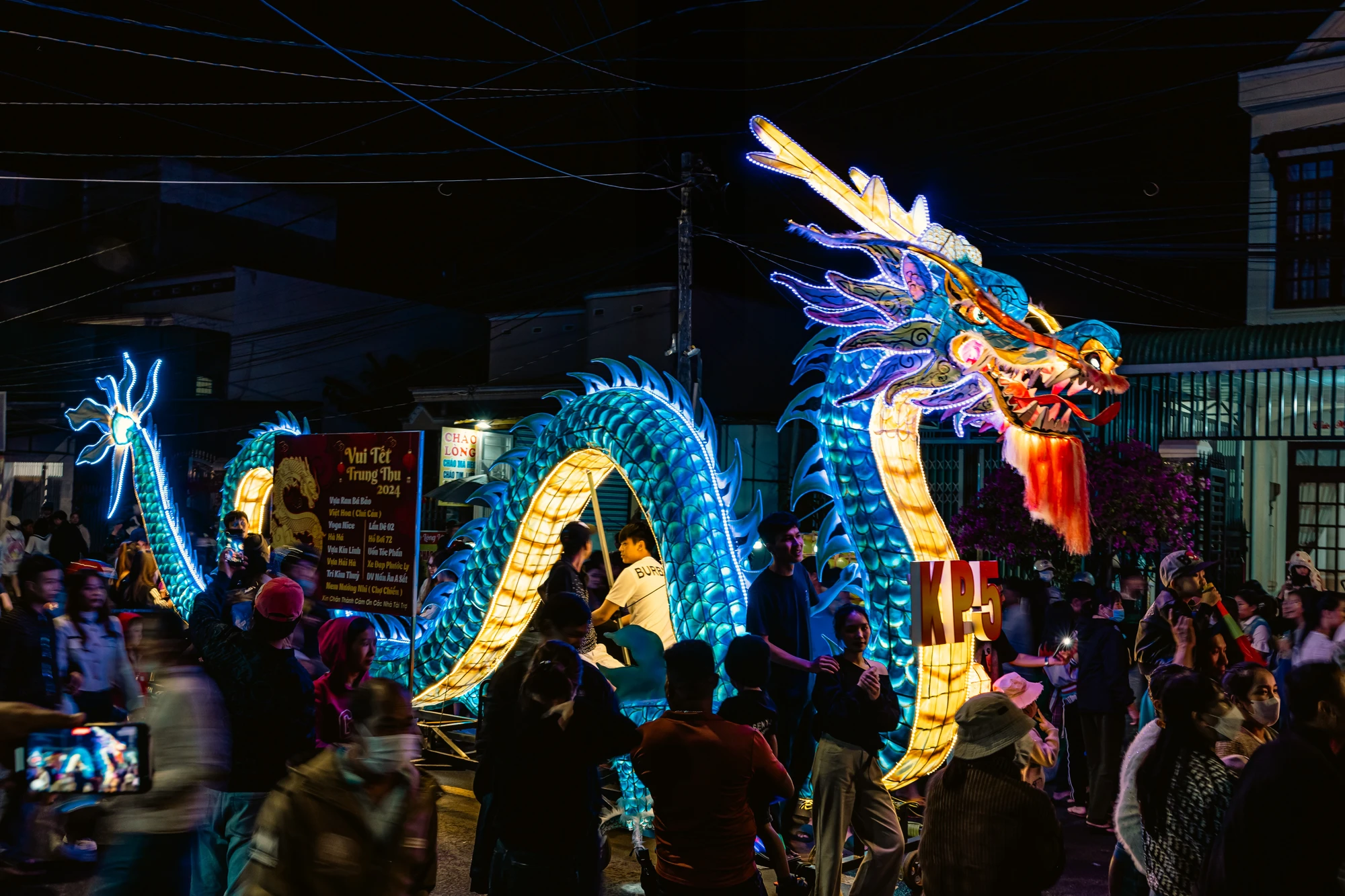 den-trung-thu-3.jpg