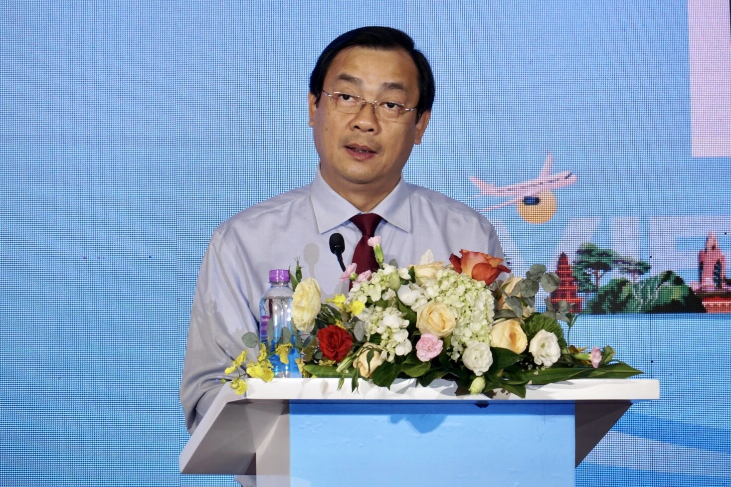 hoi-thao-nhan-luc-3.jpg