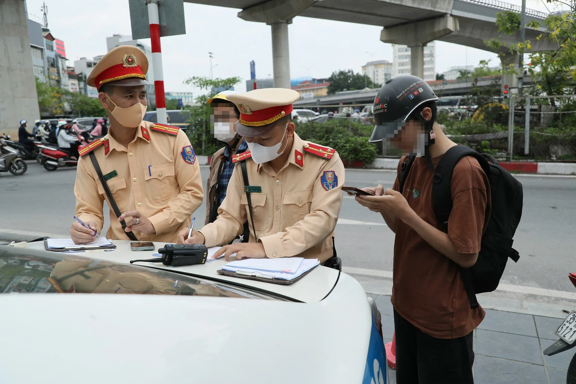 sua_ghi-hinh-phat-nguoi-8-8708-8577.jpg