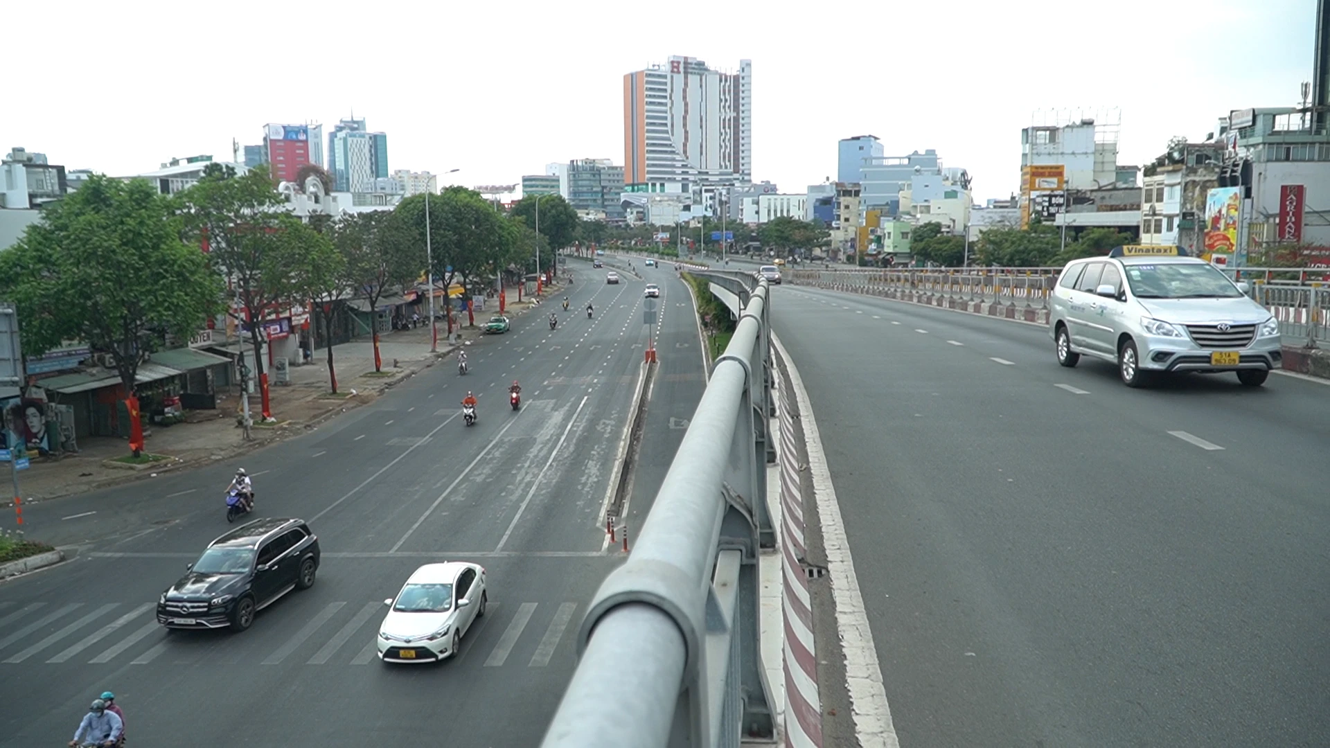 C0126.MP4.05_58_28_00.Still001.png