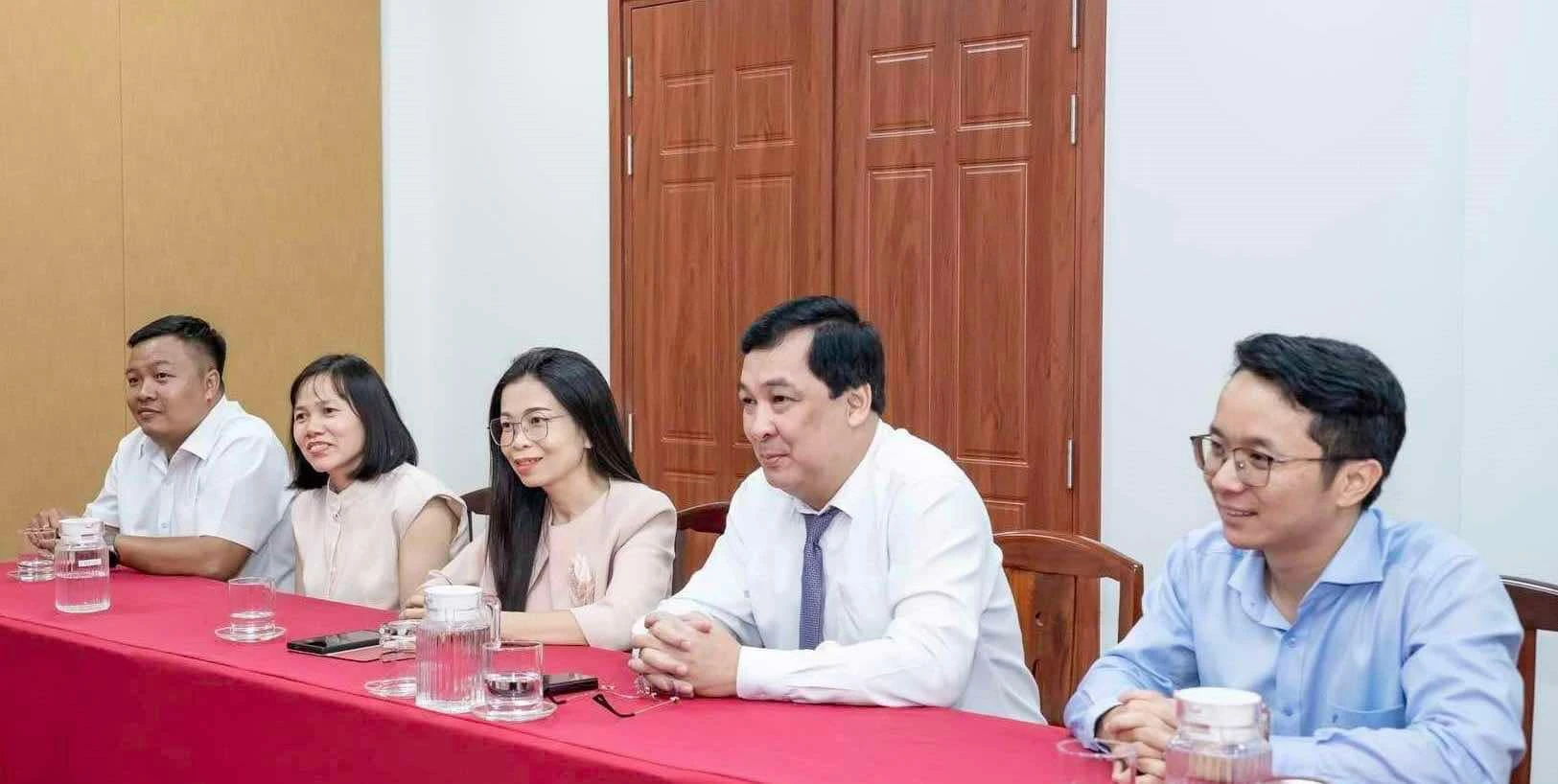 Bao-Phap-Luat-TPHCM.jpg