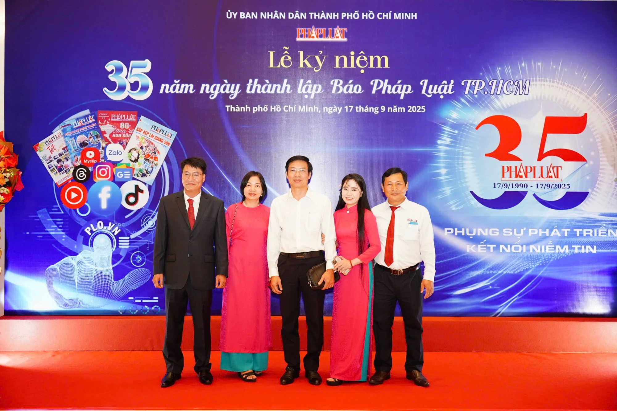 bao phap luat 4.jpg
