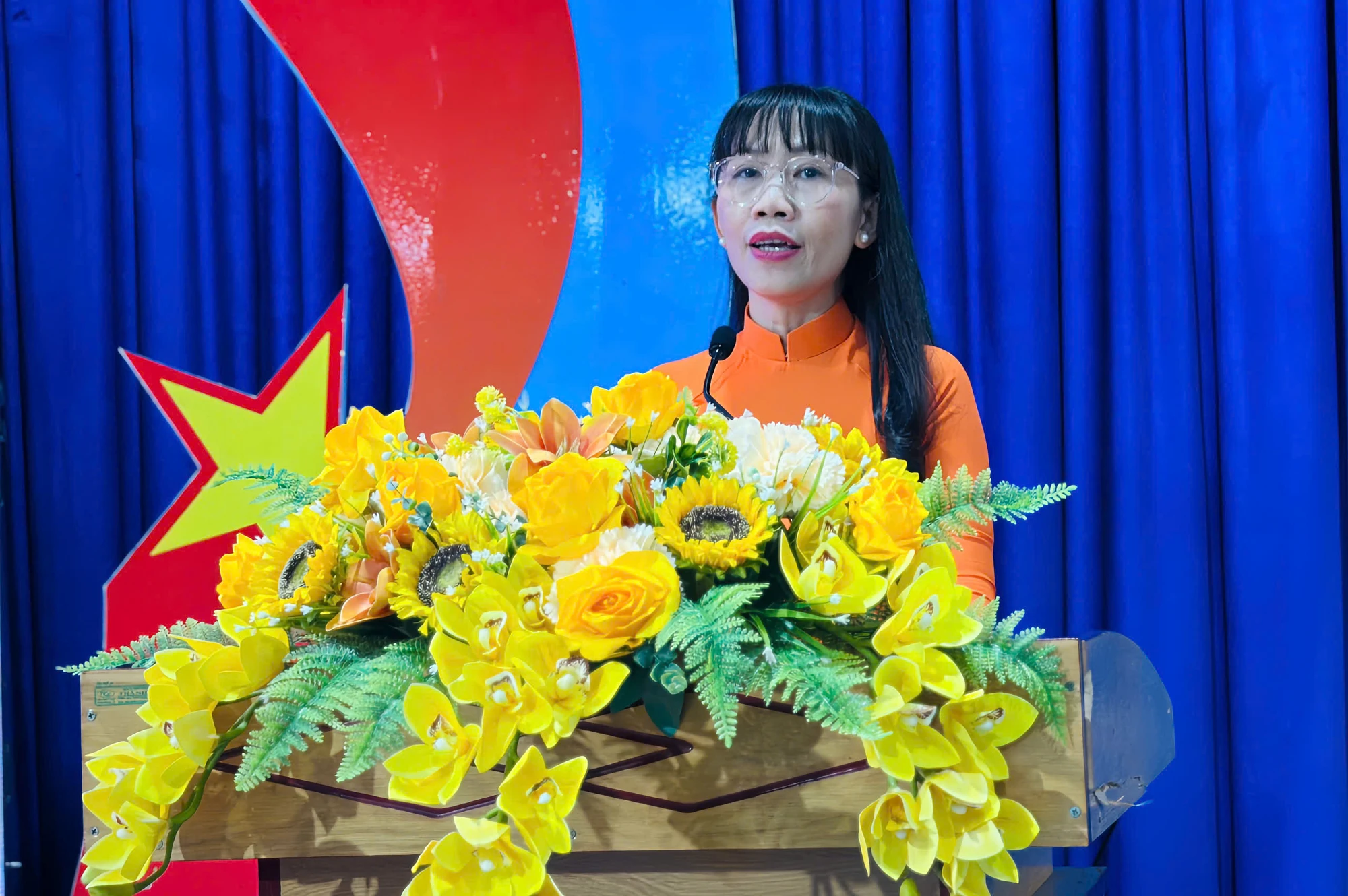 1lan-toa-tinh-than-thuong-ton-phap-luat-trong-ky-nguyen-so.jpg