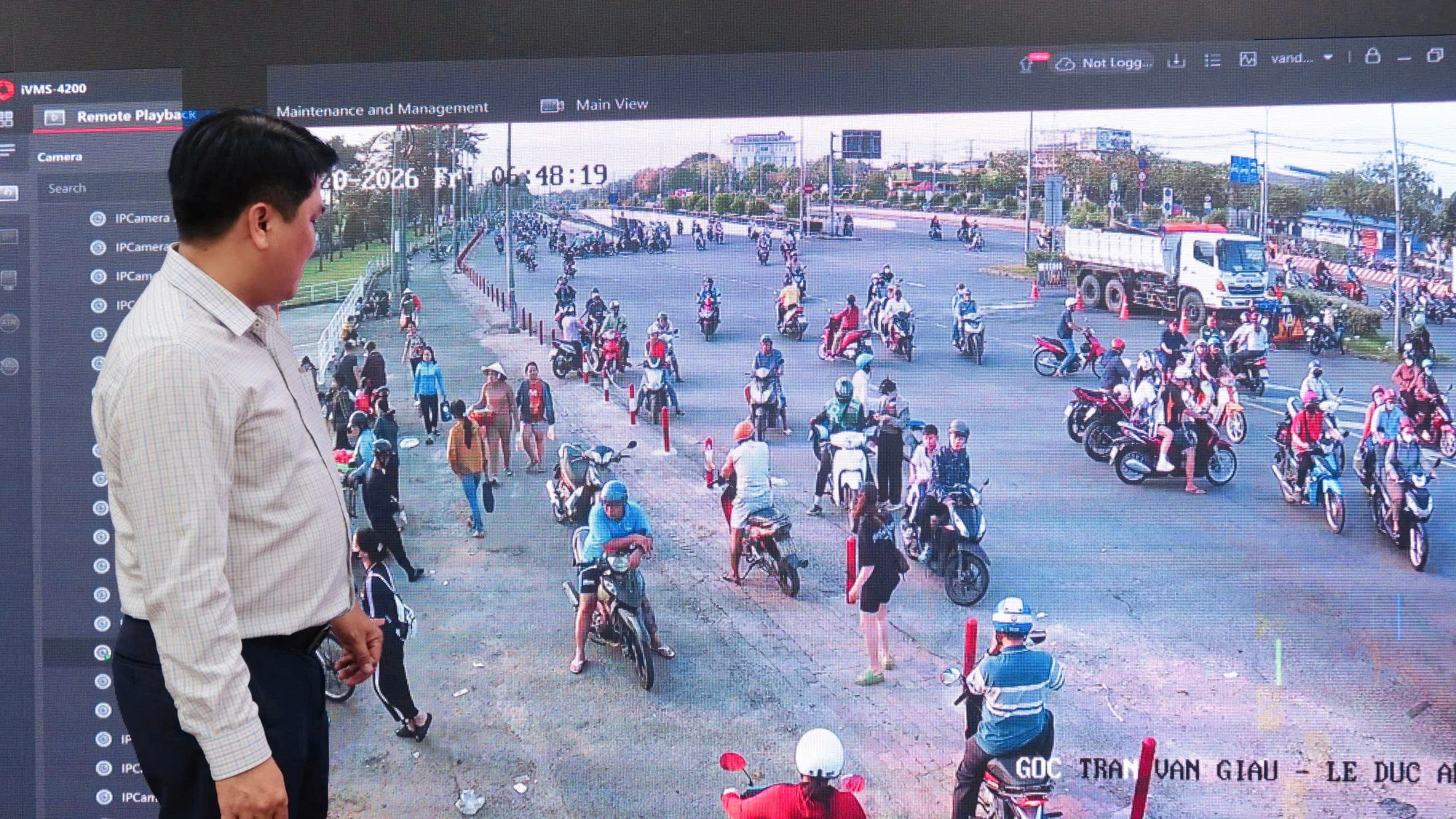 11tp-hcm-phuong-tan-tao-ra-mat-he-thong-camera-giam-sat-tang-cuong-lap-lai-trat-tu-do-thi.jpg