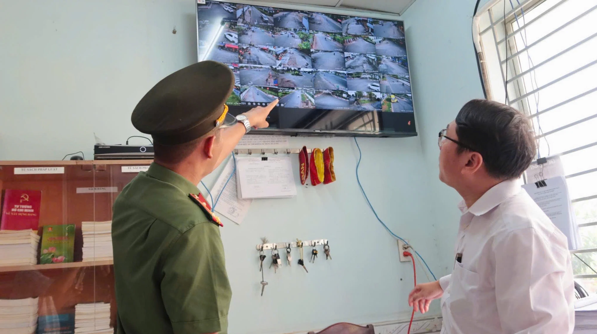 TP.HCM: Phường Tân Tạo lắp 30 camera giám sát vi phạm 24/24