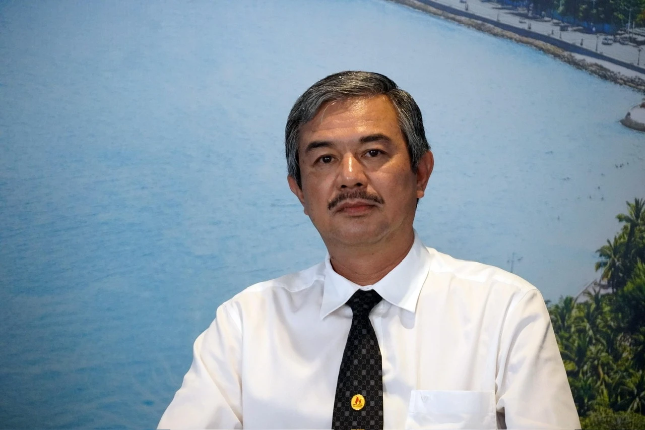 Trinh Hang.jpg