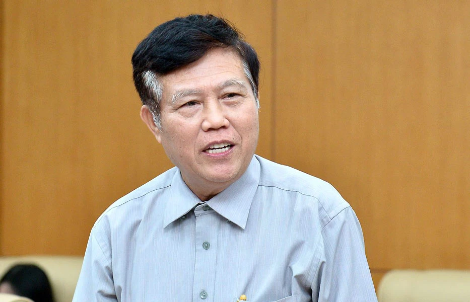 p23-chuyende-viethoa-nguyenvanquyen.jpg