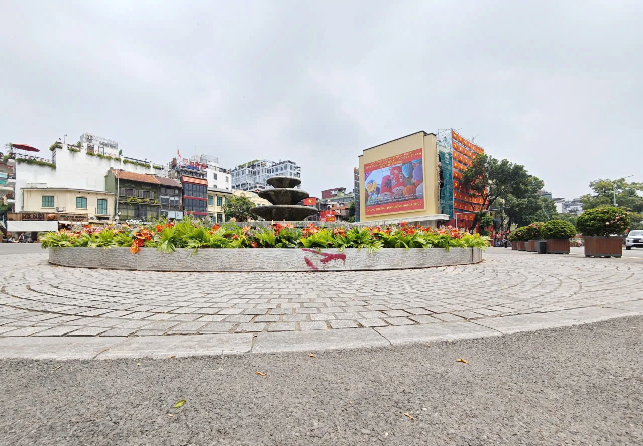 quang-truong-dong-kinh-nghia-thuc-20.jpg
