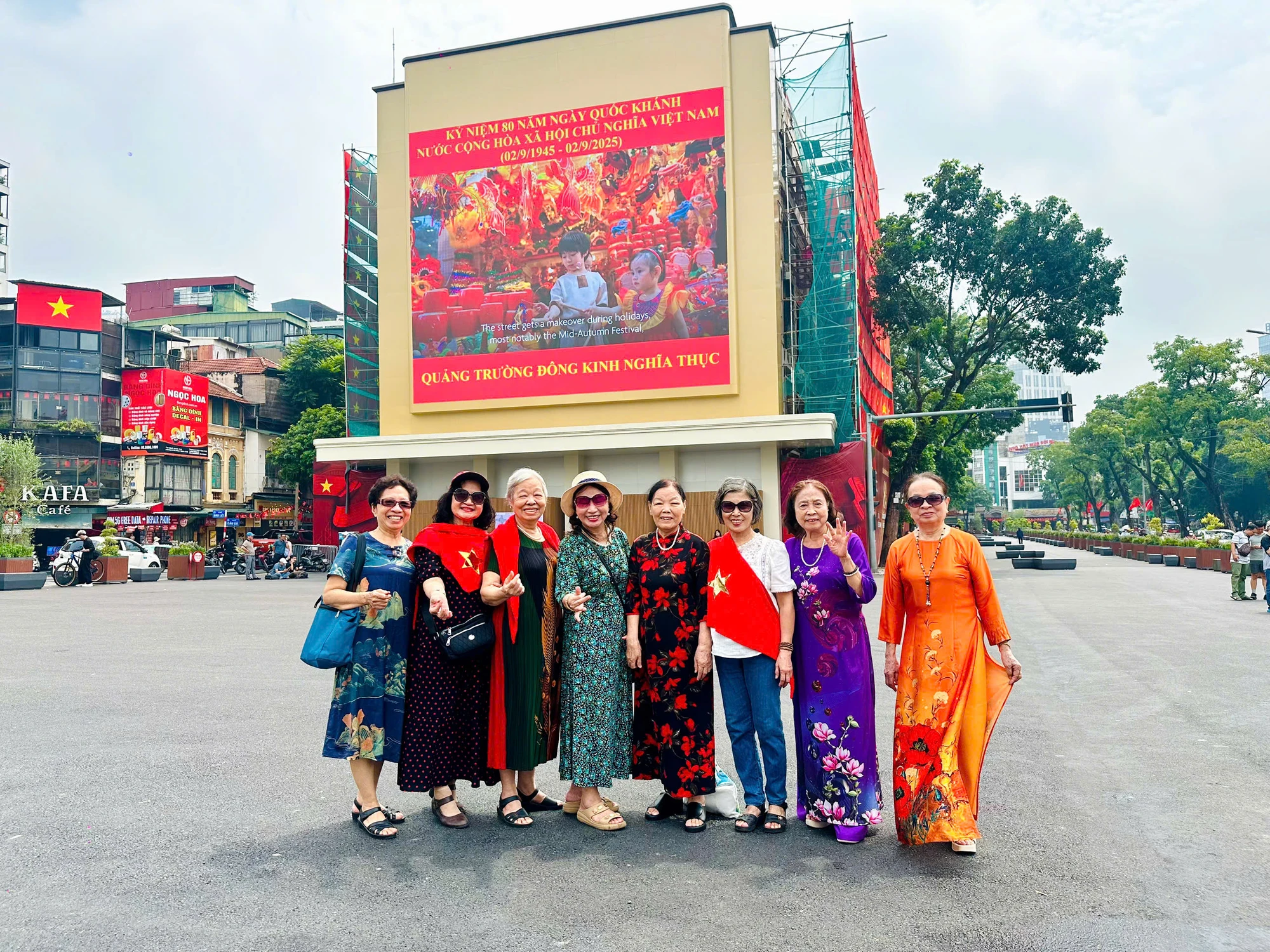 quang-truong-dong-kinh-nghia-thuc-27.jpg