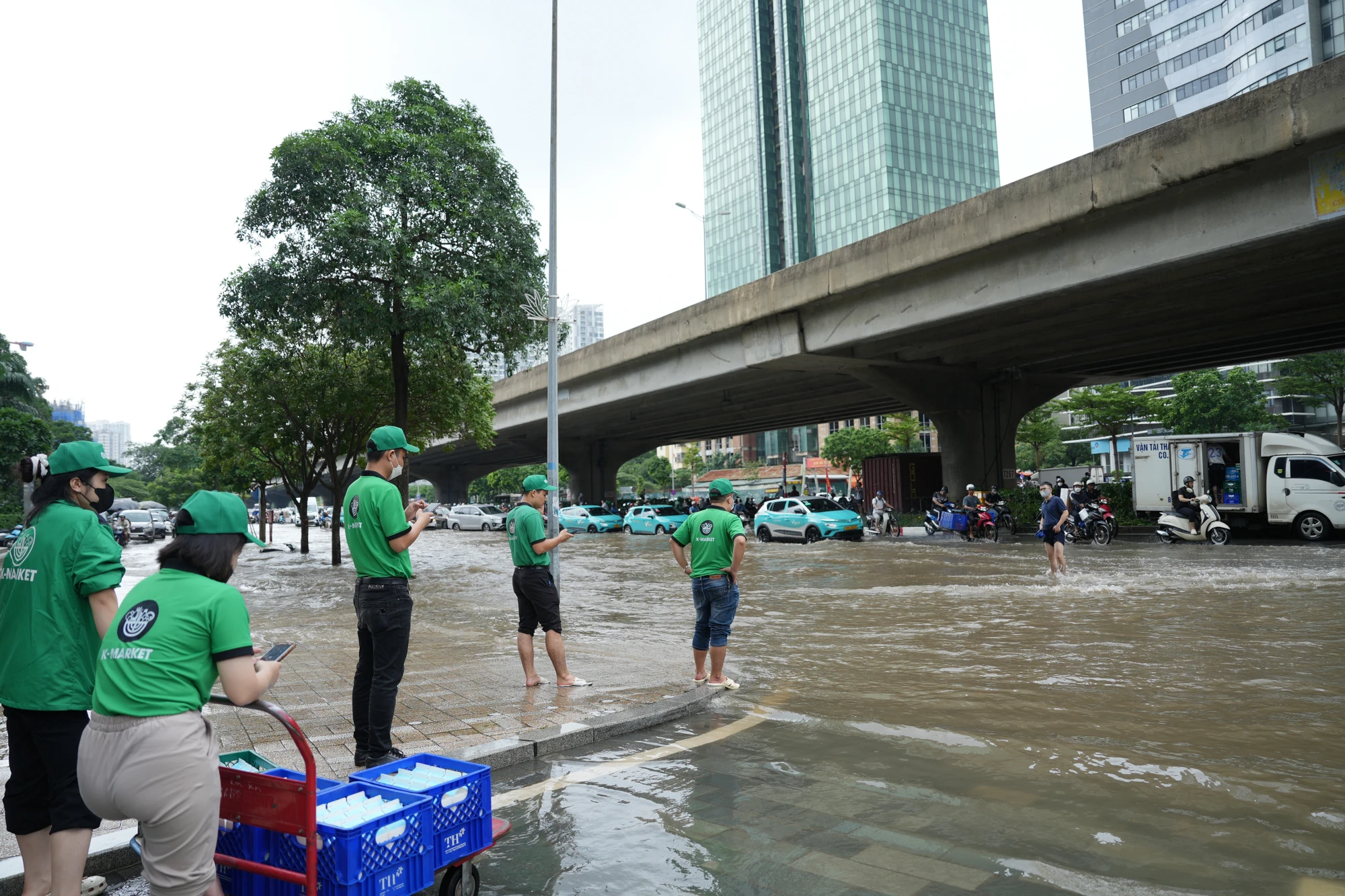 ha-noi-ngap-11.jpg