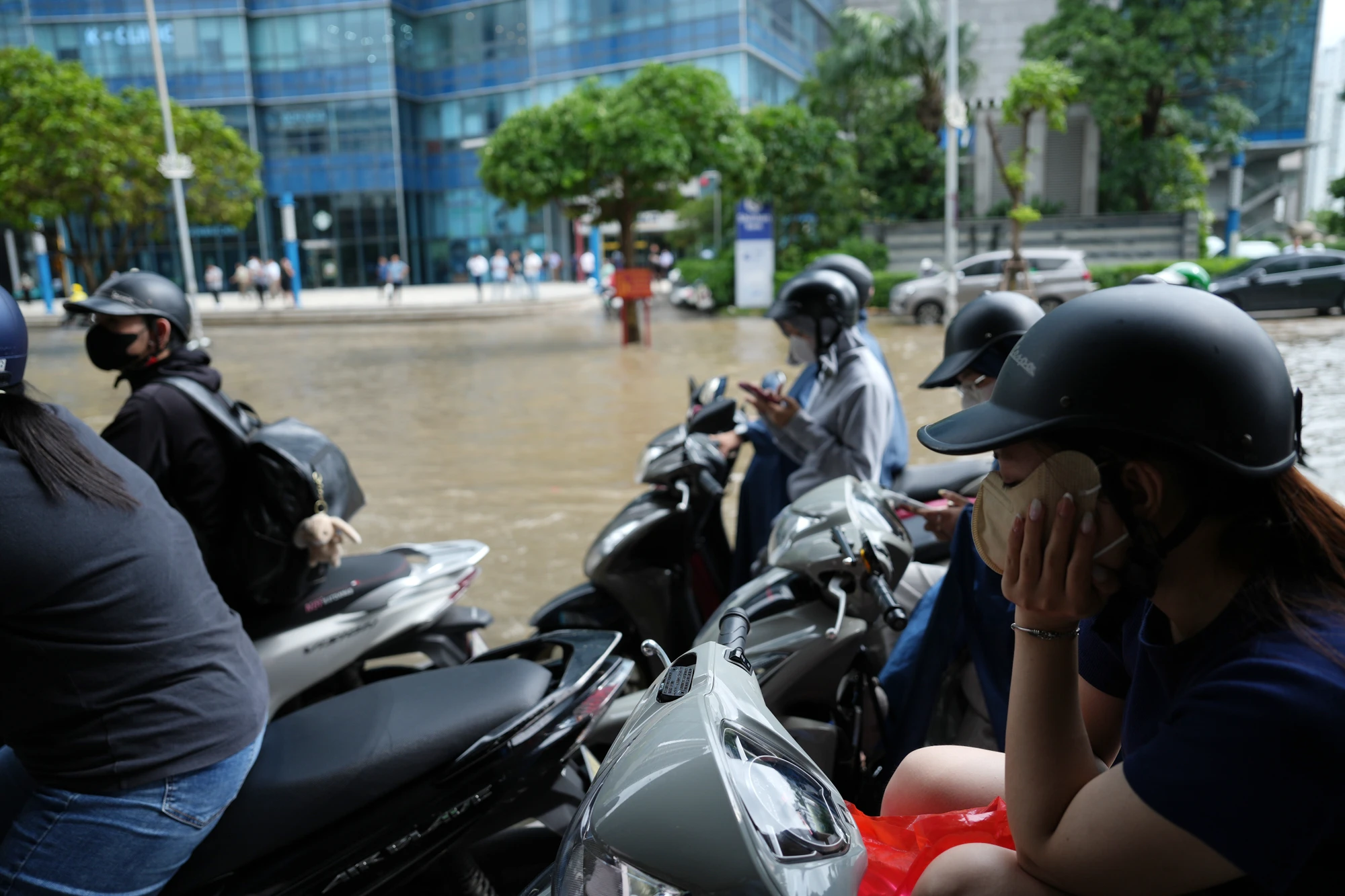 ha-noi-ngap-4.jpg
