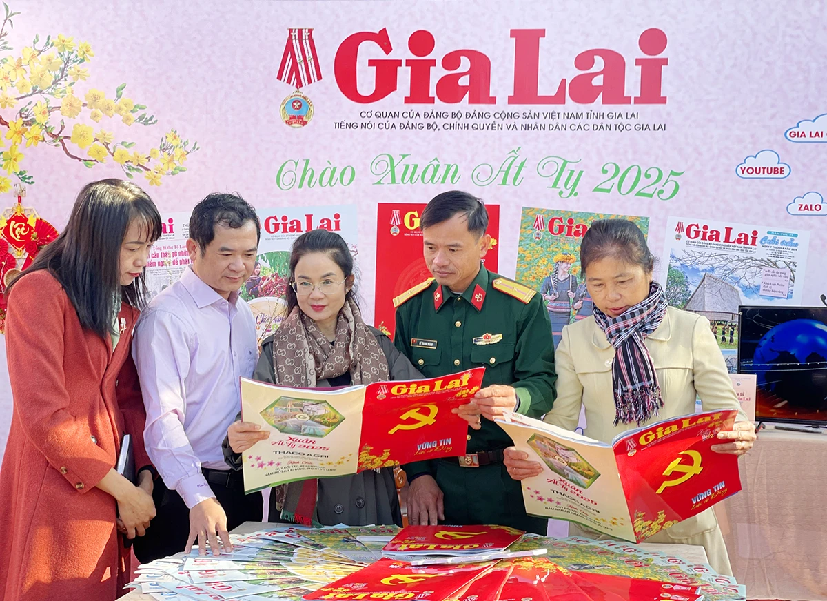 Hoi-bao-xuan-At-ty-Gia-Lai-14.jpg